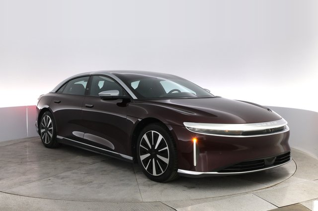 2022 Lucid Air — photo 10 of 21