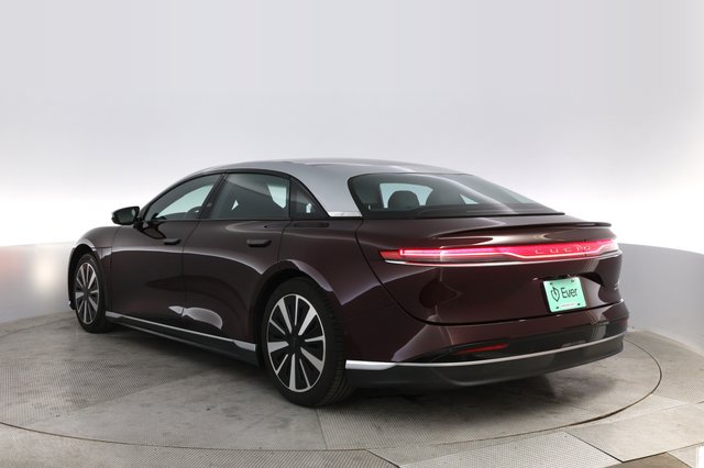 2022 Lucid Air — photo 13 of 21