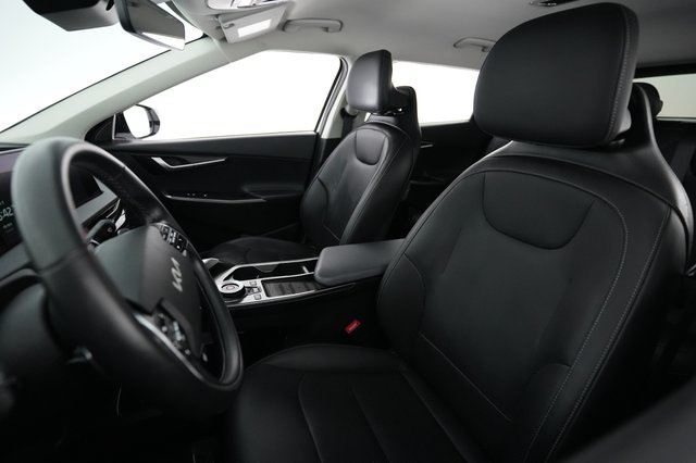 2023 Kia EV6 — photo 3 of 21