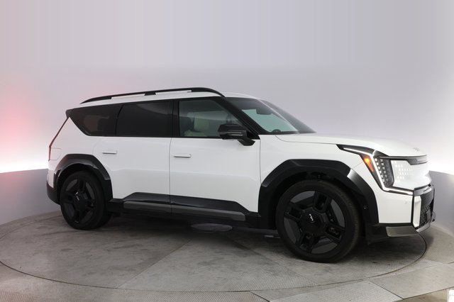 2024 Kia EV9 — photo 11 of 22