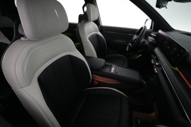 2024 Kia EV9 — photo 19 of 22
