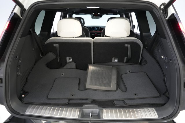 2024 Kia EV9 — photo 6 of 22