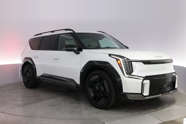 2024 Kia EV9 — photo 10 of 22