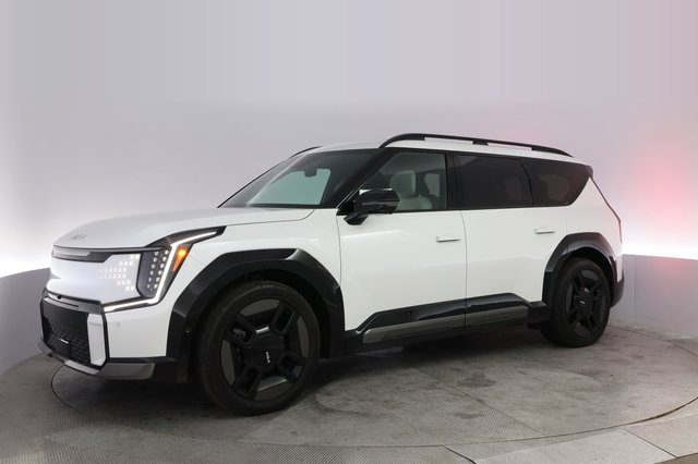 2024 Kia EV9 — photo 14 of 22