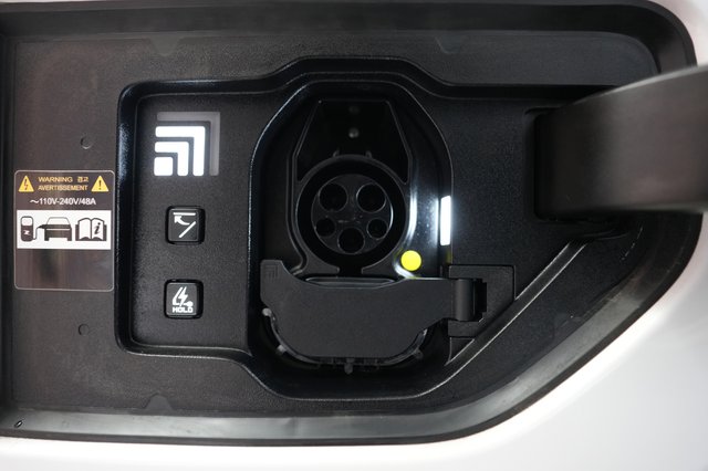 2024 Kia EV9 — photo 8 of 22
