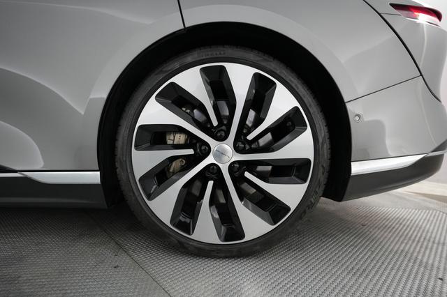 2023 Lucid Air — photo 7 of 24