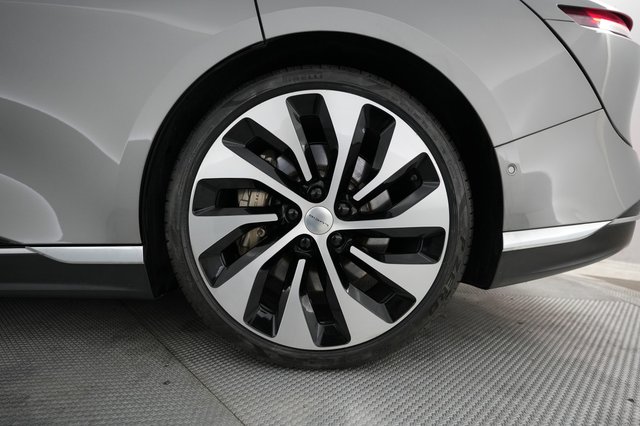 2023 Lucid Air — photo 7 of 24