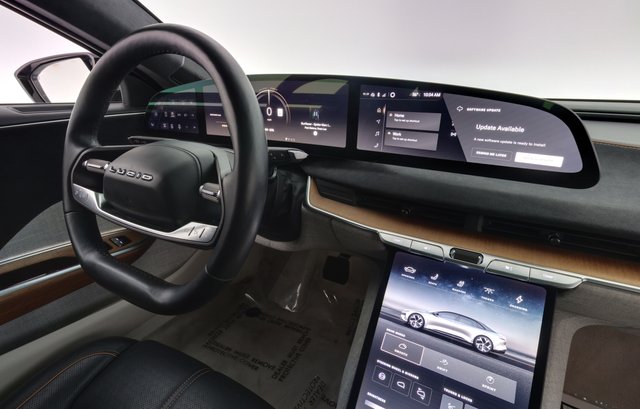 2023 Lucid Air — photo 20 of 24