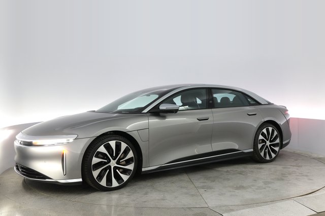 2023 Lucid Air — photo 14 of 24