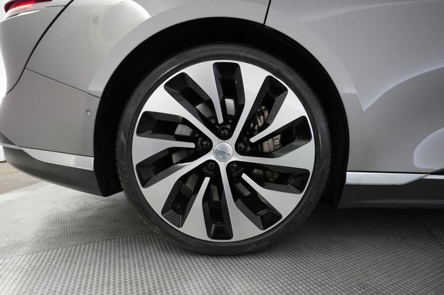 2023 Lucid Air — photo 16 of 24