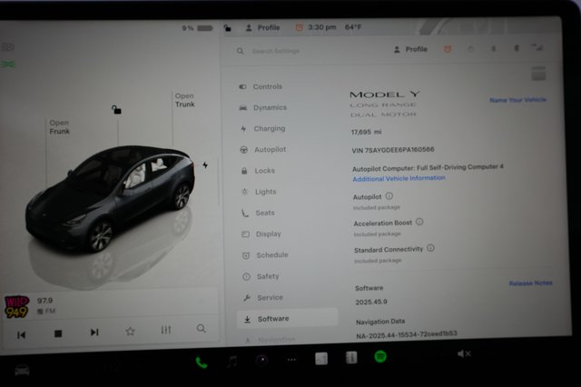 2023 Tesla Model Y — photo 5 of 21