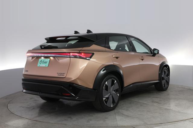 2023 Nissan Ariya — photo 2 of 23