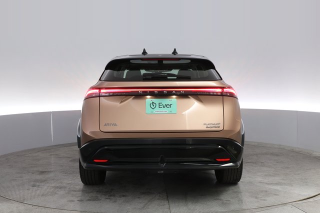 2023 Nissan Ariya — photo 12 of 23