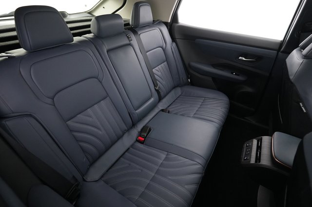 2023 Nissan Ariya — photo 4 of 23