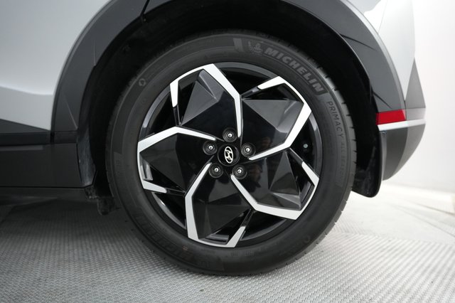 2023 Hyundai IONIQ 5 — photo 16 of 20