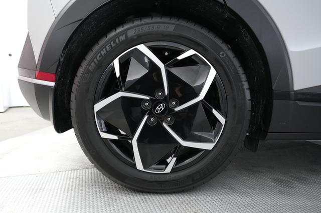 2023 Hyundai IONIQ 5 — photo 7 of 20