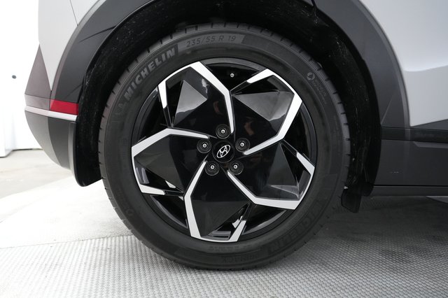 2023 Hyundai IONIQ 5 — photo 7 of 20