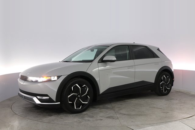 2023 Hyundai IONIQ 5 — photo 14 of 20