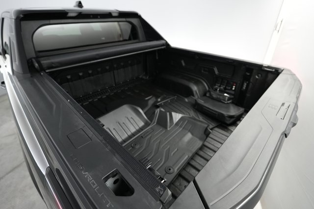 2024 Chevrolet Silverado EV — photo 6 of 18