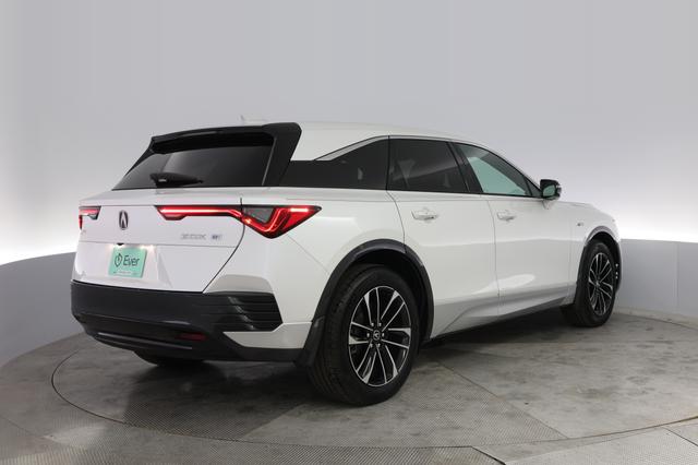 2024 Acura ZDX — photo 2 of 21