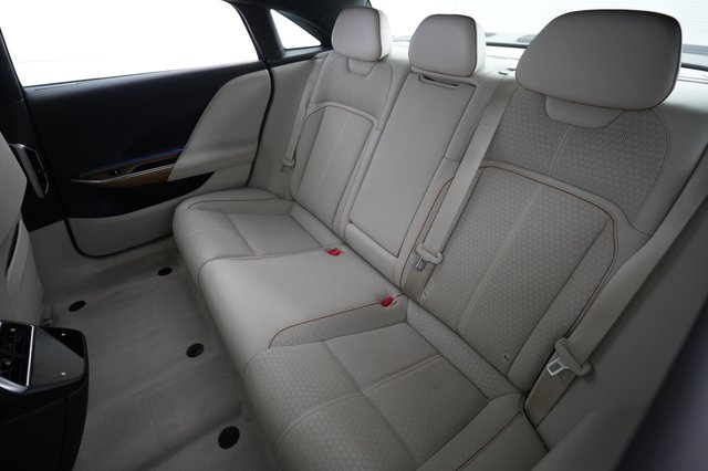 2024 Lucid Air — photo 19 of 21
