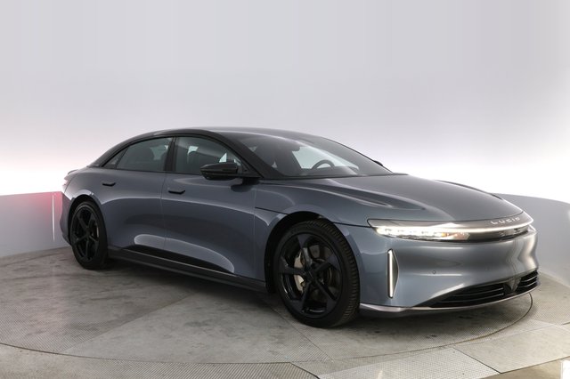 2024 Lucid Air — photo 10 of 21