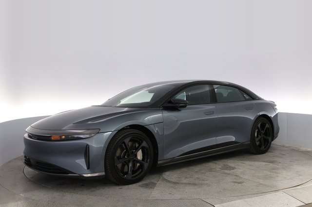 2024 Lucid Air — photo 14 of 21