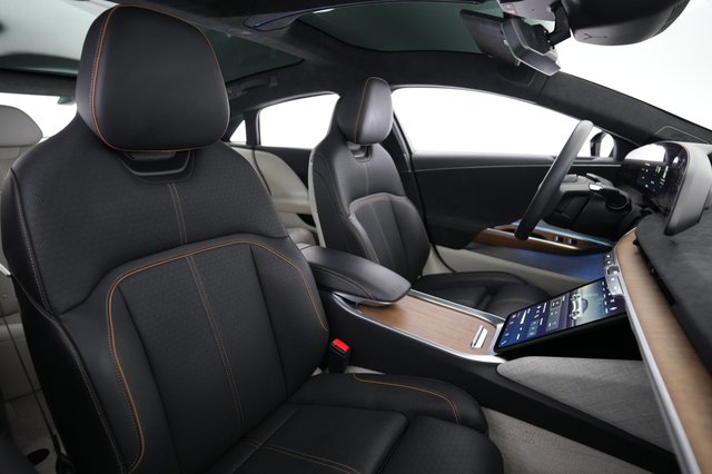 2024 Lucid Air — photo 18 of 21