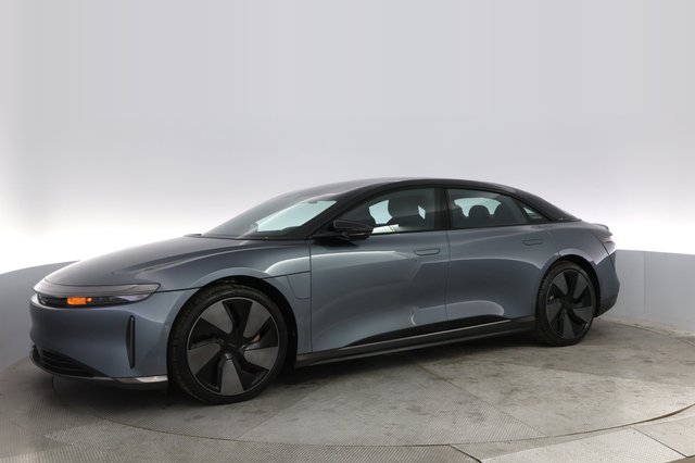 2024 Lucid Air — photo 14 of 23