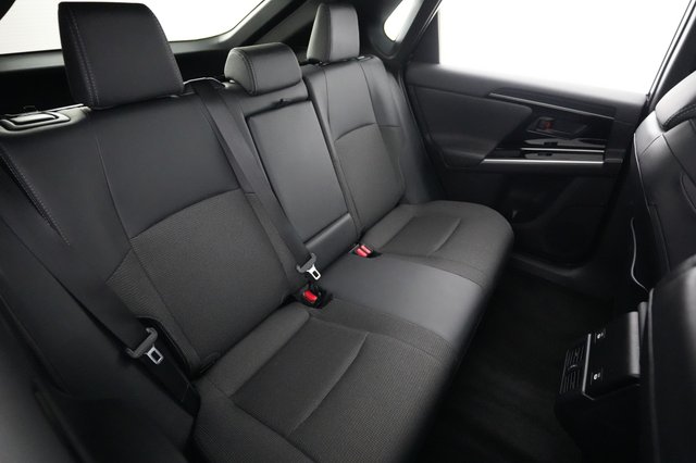 2024 Toyota bZ4X — photo 4 of 23