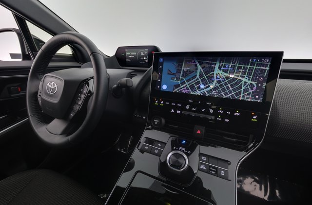 2024 Toyota bZ4X — photo 20 of 23
