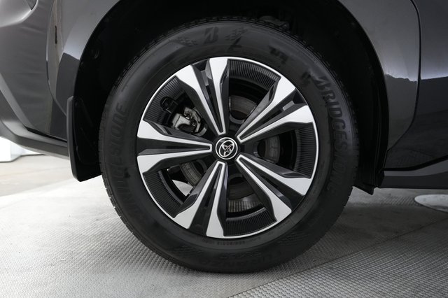 2024 Toyota bZ4X — photo 16 of 23
