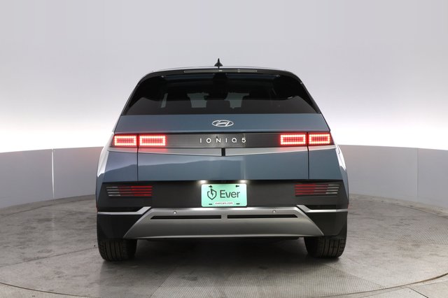 2024 Hyundai IONIQ 5 — photo 12 of 20