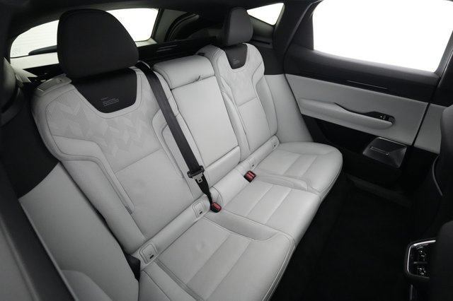 2025 Polestar 3 — photo 4 of 20