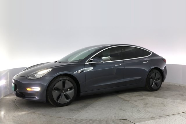 2020 Tesla Model 3 — photo 14 of 24