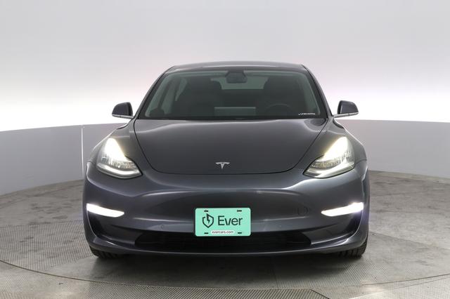 2020 Tesla Model 3 — photo 9 of 24