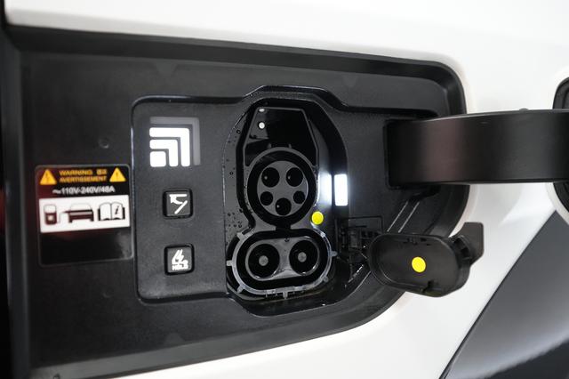 2024 Kia EV9 — photo 8 of 24