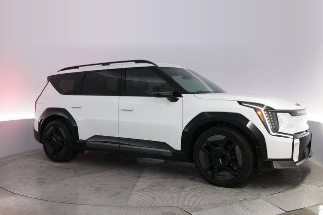 2024 Kia EV9 — photo 11 of 24