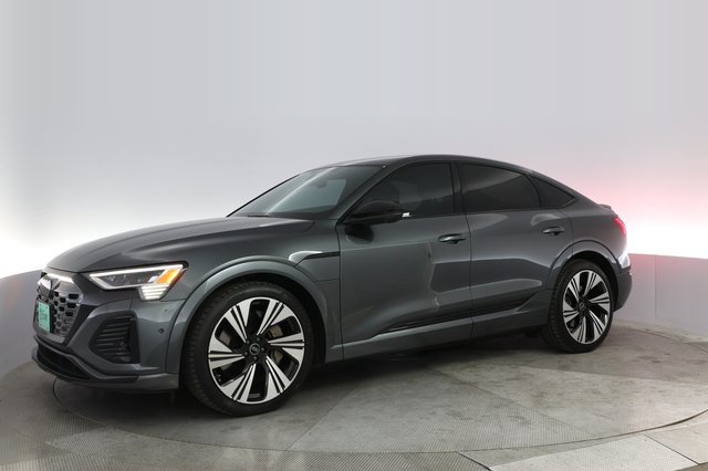 2024 Audi Q8 e-tron Sportback — photo 14 of 20