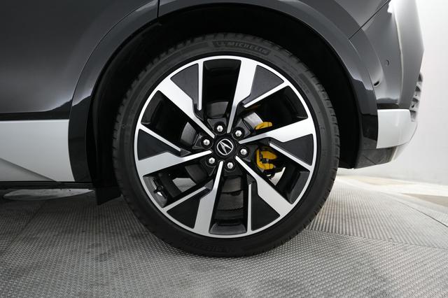 2024 Acura ZDX — photo 7 of 20