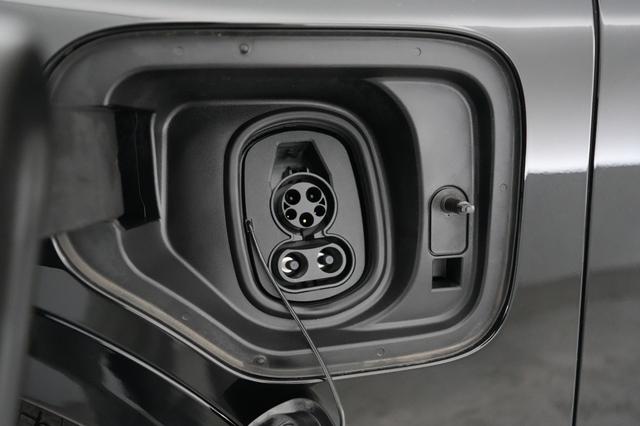 2024 Acura ZDX — photo 8 of 20