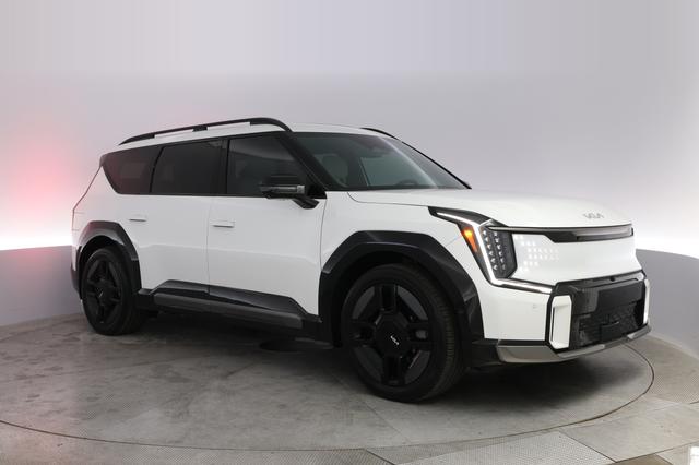 2025 Kia EV9 — photo 10 of 22