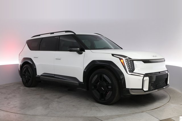 2025 Kia EV9 — photo 10 of 22
