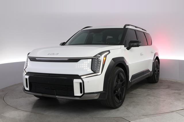 2025 Kia EV9 — VIN KNDAEFS51S6054151