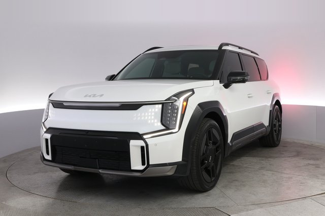 2025 Kia EV9 — VIN KNDAEFS51S6054151