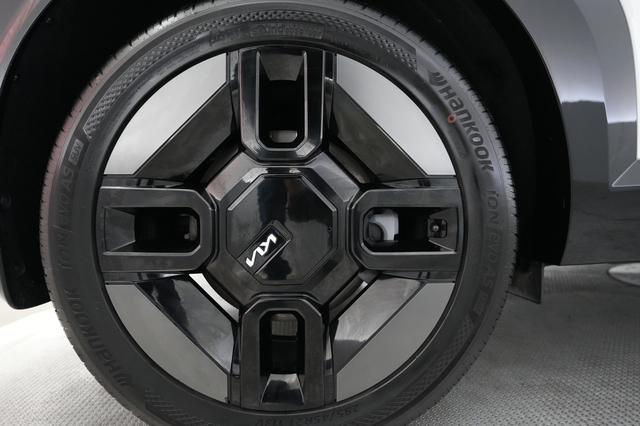 2025 Kia EV9 — photo 7 of 22