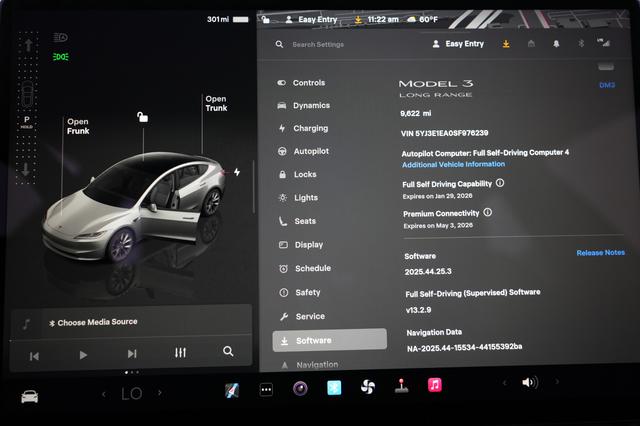 2025 Tesla Model 3 — photo 5 of 21