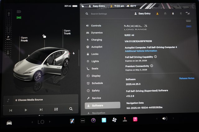 2025 Tesla Model 3 — photo 5 of 21