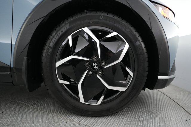 2023 Hyundai IONIQ 5 — photo 17 of 23