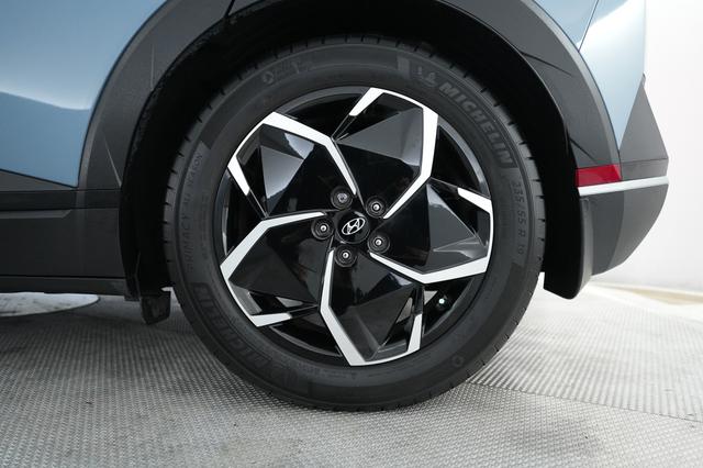 2023 Hyundai IONIQ 5 — photo 7 of 23